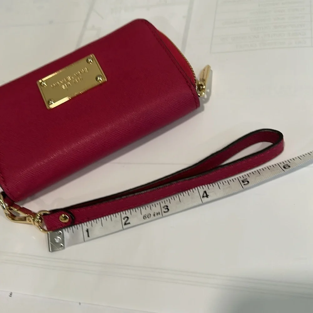 Michael Kors Pink Clutch Elegant Leather Wristlet